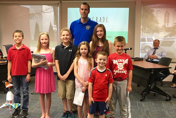 <p>Grace McWayne students shared their growth goals and how they achieved them in the 2015-16 school year. GMS Principal Jeff Modaff could not have been more proud!</p>

