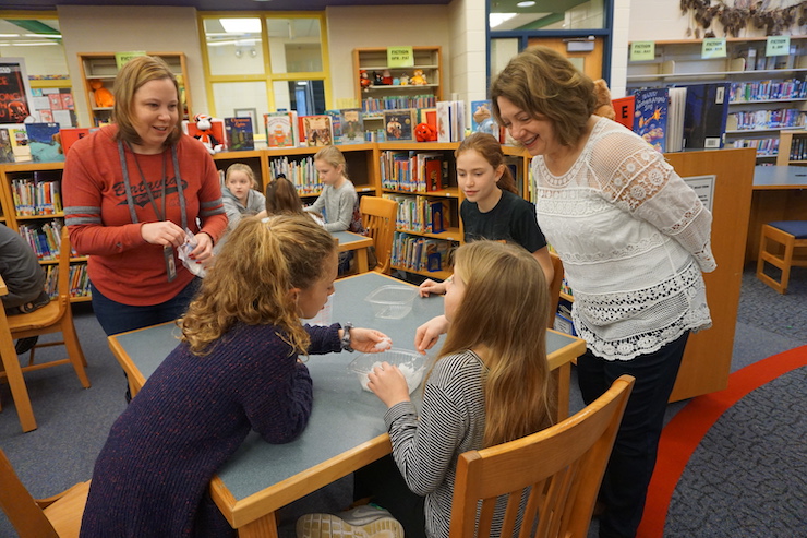 <p>Mrs. Brach and HWS LRC Director Cheryl Koll (right) with a STEM team.</p>
