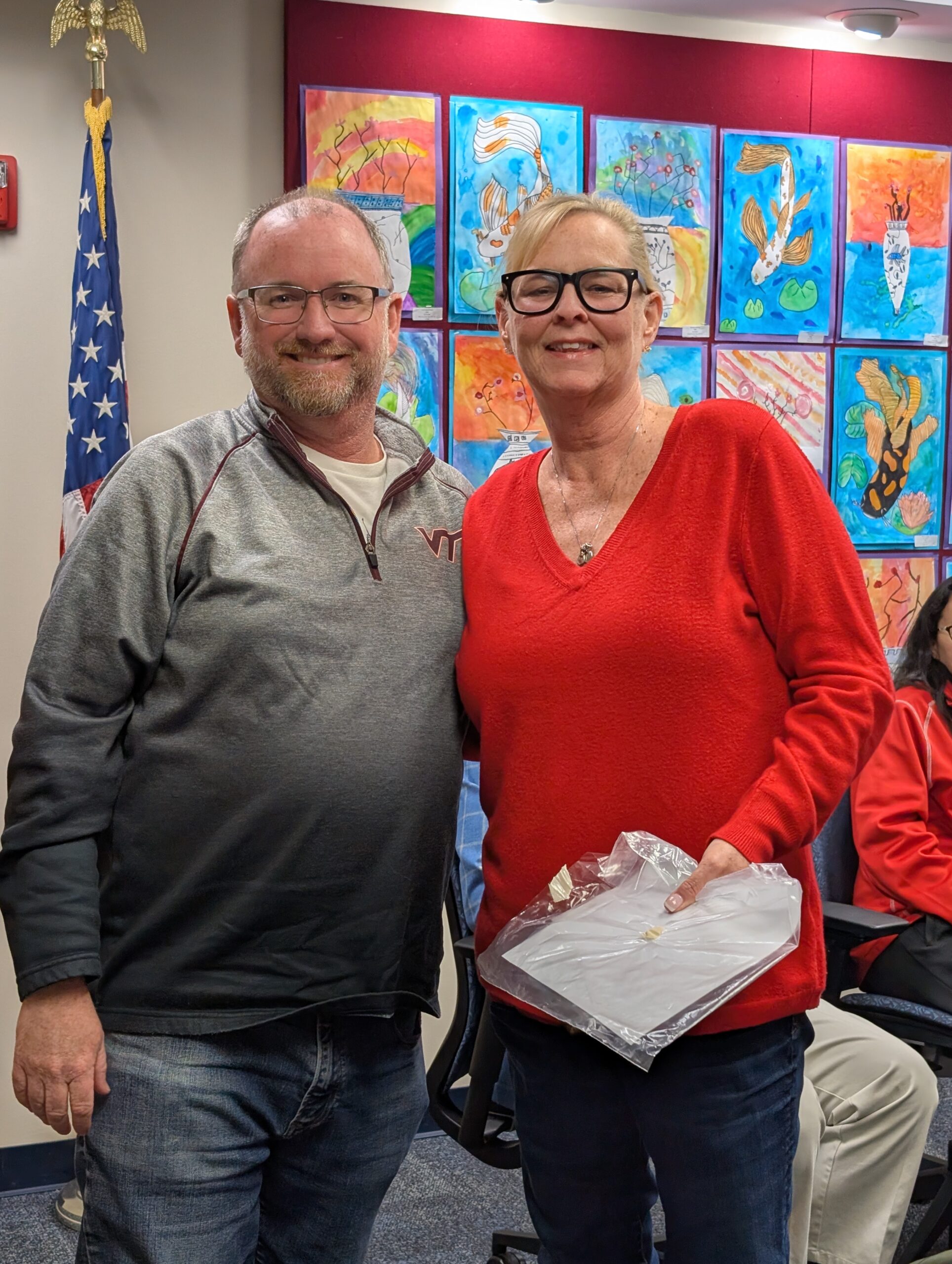 <p>Board President Craig Meadows thanks Sue Locke for serving the BPS101 Board of Education for 12 years.</p>

